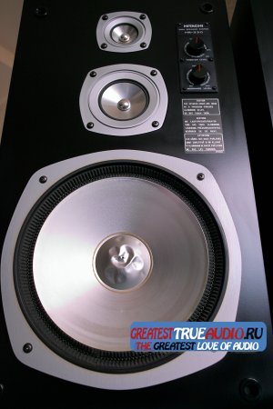HITACHI D HS-330  1978