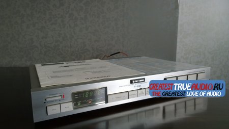 PIONEER F-90 1982