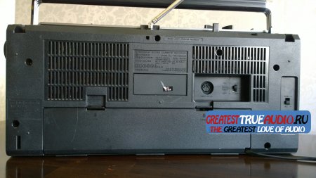 HITACHI TRK 6830E 1985