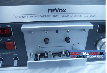Революционная Элегантность и Превосходство Качества: Кассетная Дека Revox B710 MkII